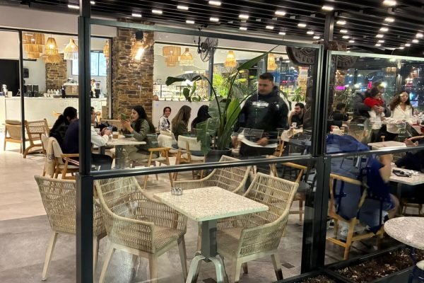 29bdebf3-c0ec-4989-8def-31d312b136f2